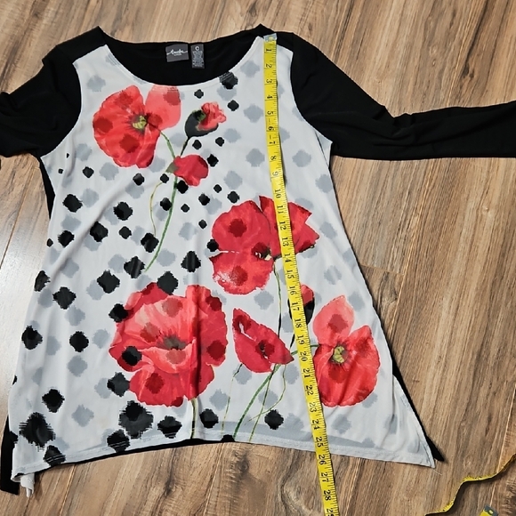 Travelers By Chicos Women’s Red Black Poppy Longsleeve Blouse Small - Picture 6 of 8